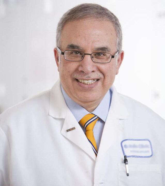 Doutor Osama Hamdiy, que desenvolveu unha dieta química para a perda de peso