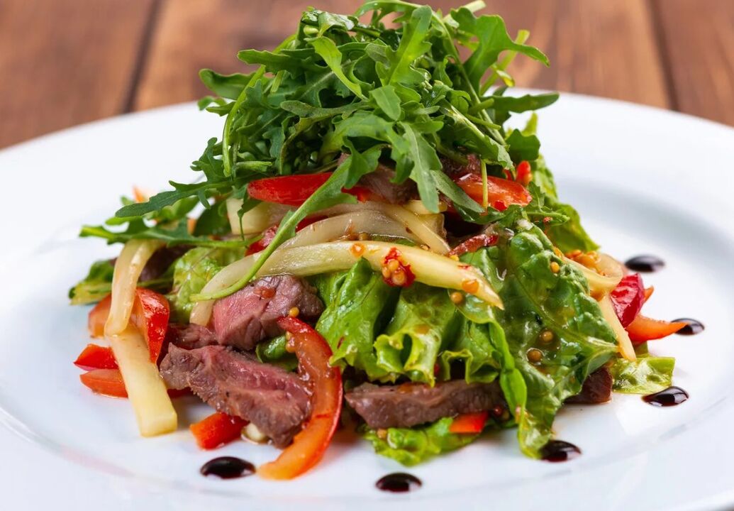 Ensalada de tenreira e vexetais